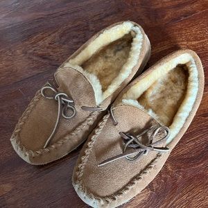Boys LL Bean slippers. Size 5. New with box. Smoke free home.